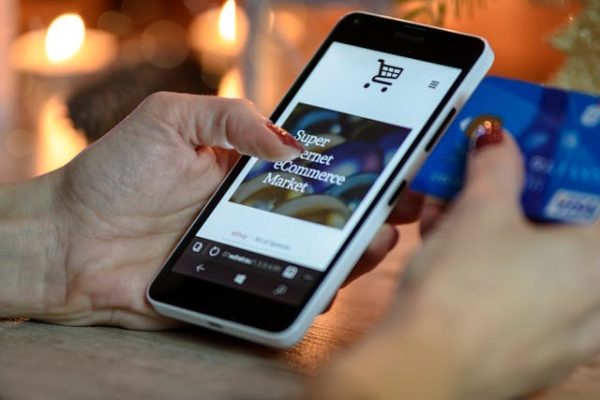 Digitalizzazione degli acquisti: vantaggi, sfide e soluzioni