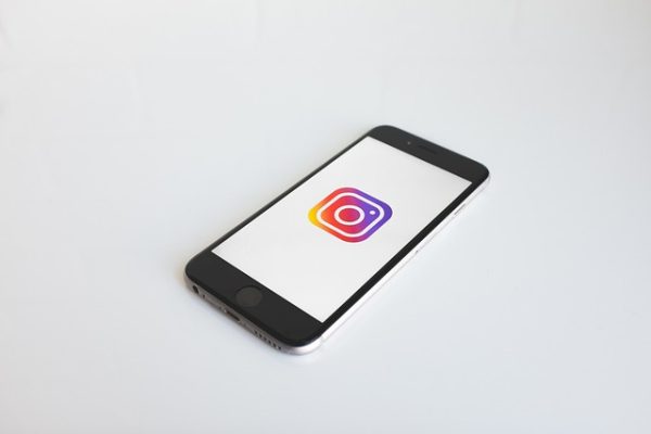 Instagram nel 2026: Perché il “Basta la Qualità” è diventato una bugia (e cosa fare davvero)