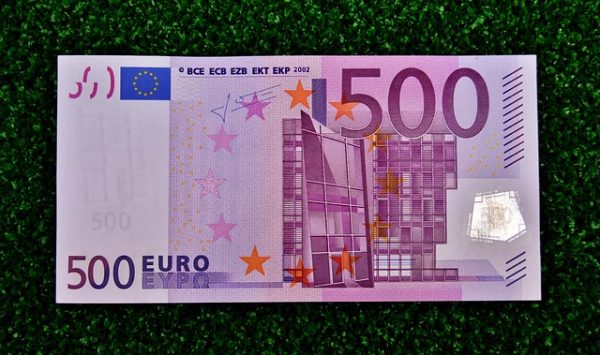 Come risparmiare 500 euro al mese: strategie per il risparmio importante